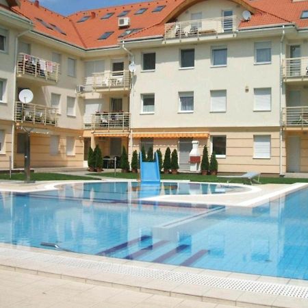 Mirage Wellness Apartman Hajdúszoboszló Buitenkant foto